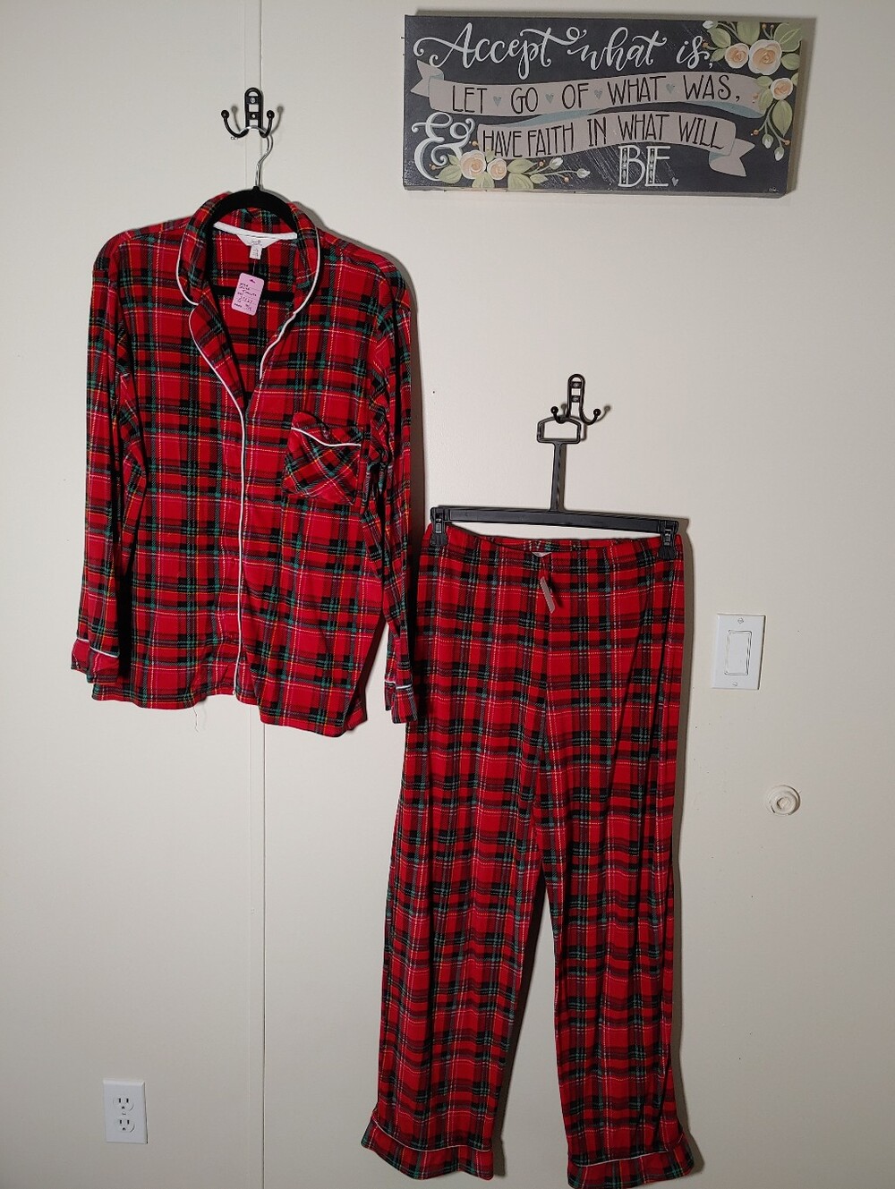 Like New Secret Treasures Large 12-14 Red And Green Plaid Super Soft Pajama Set